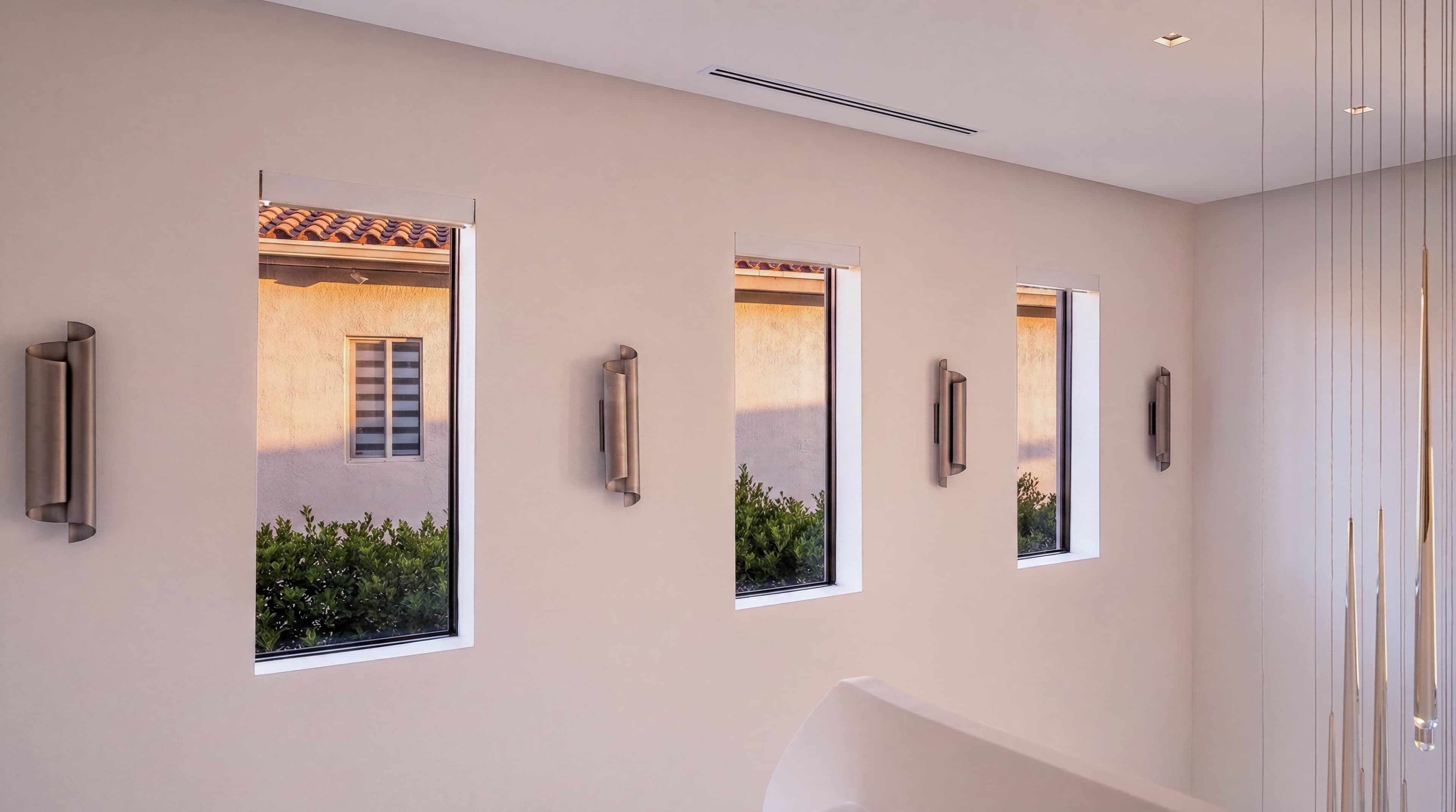 1200-1238 North Venetian Way. — image 5