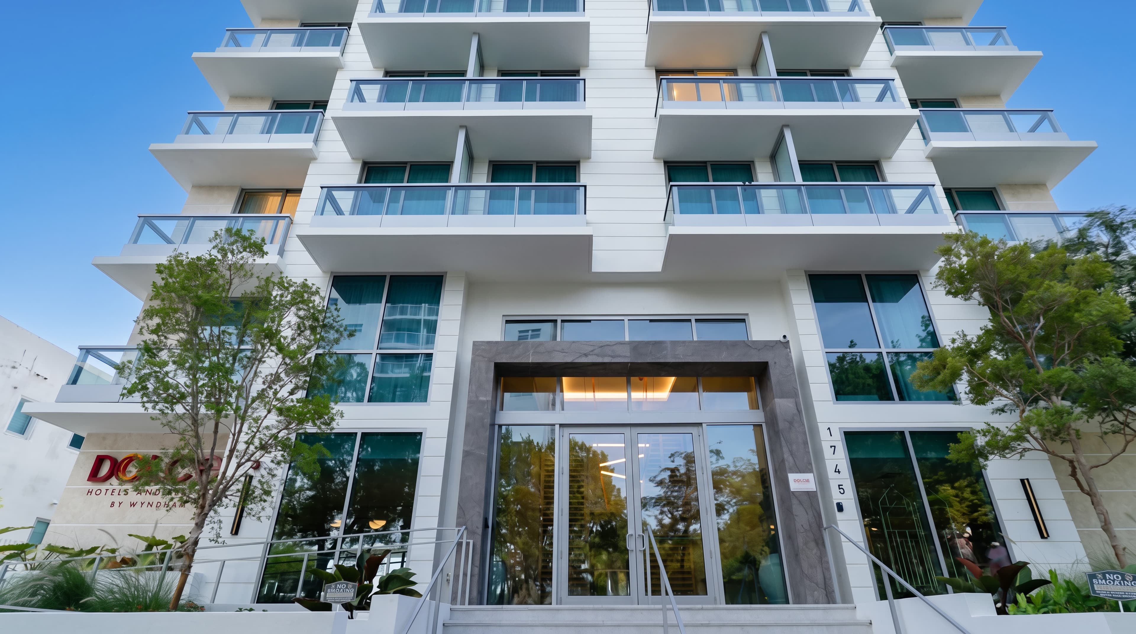1745 James Ave — image 4
