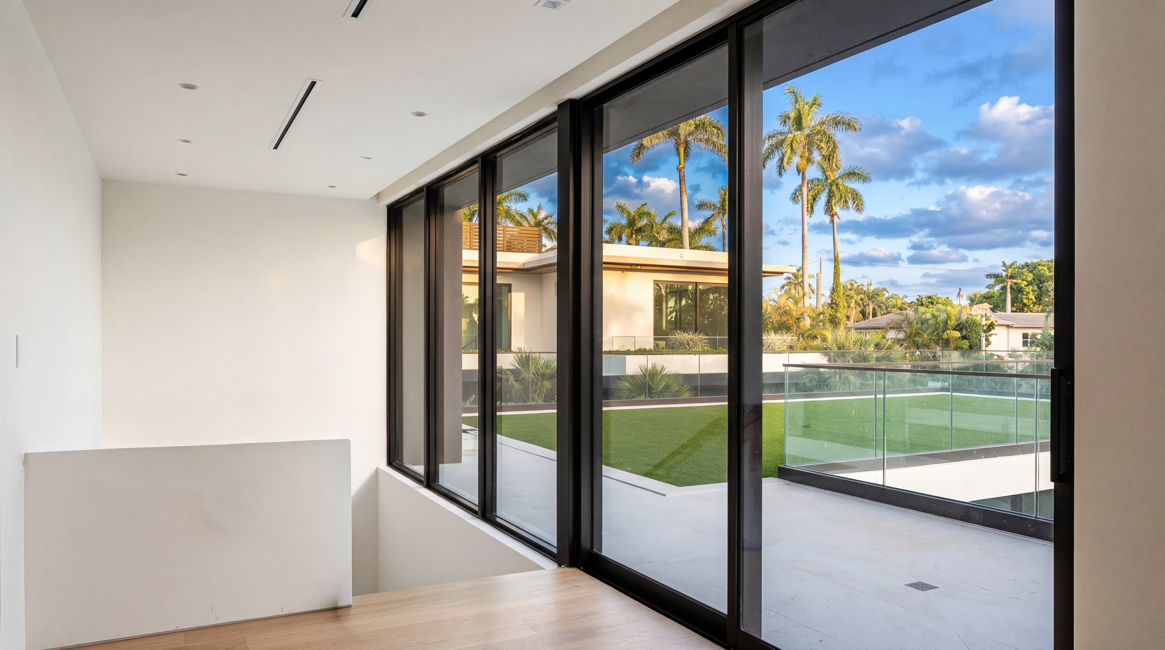 2288 Sunset Dr — image 3