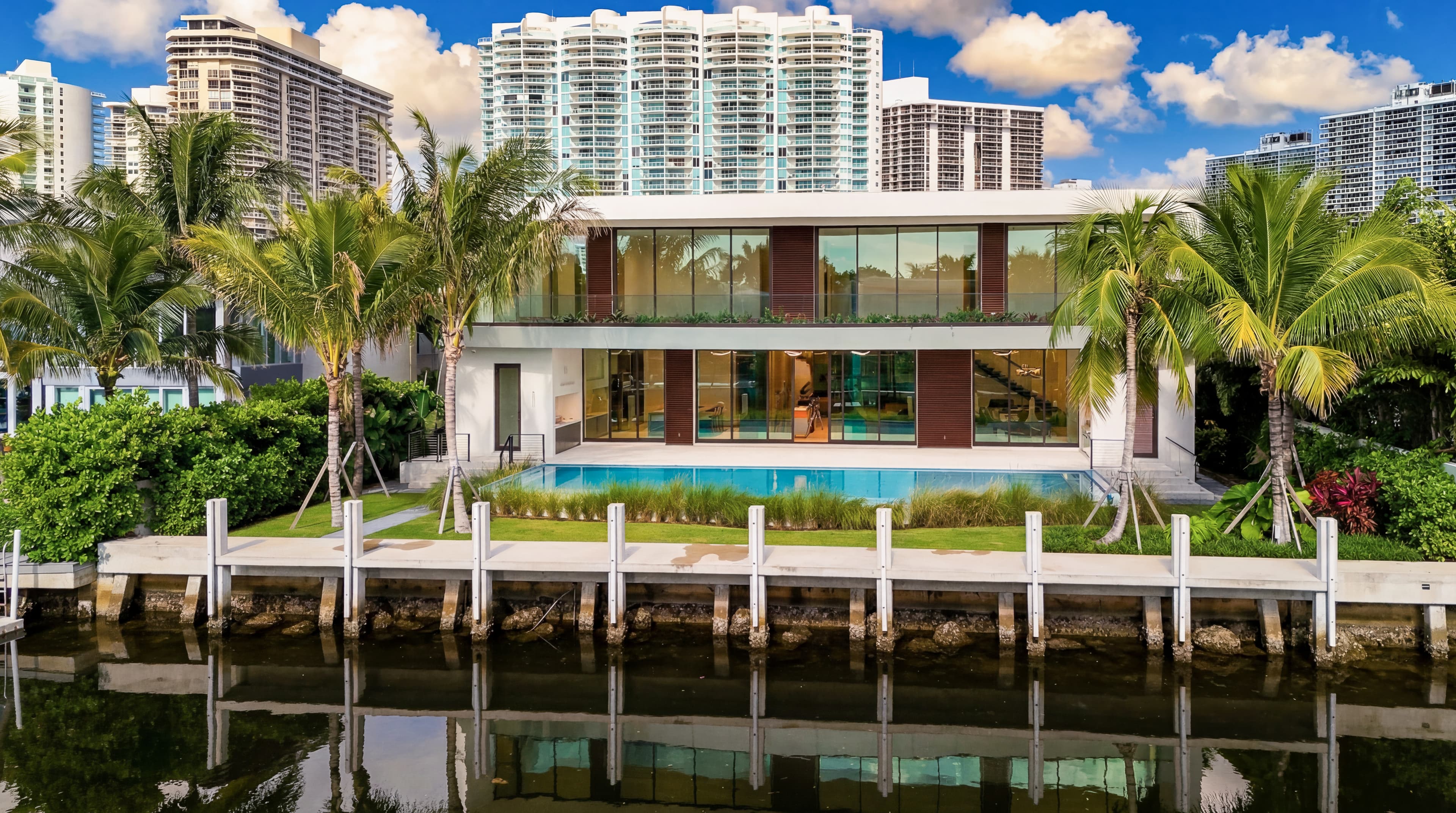 313 Center Island, Golden Beach