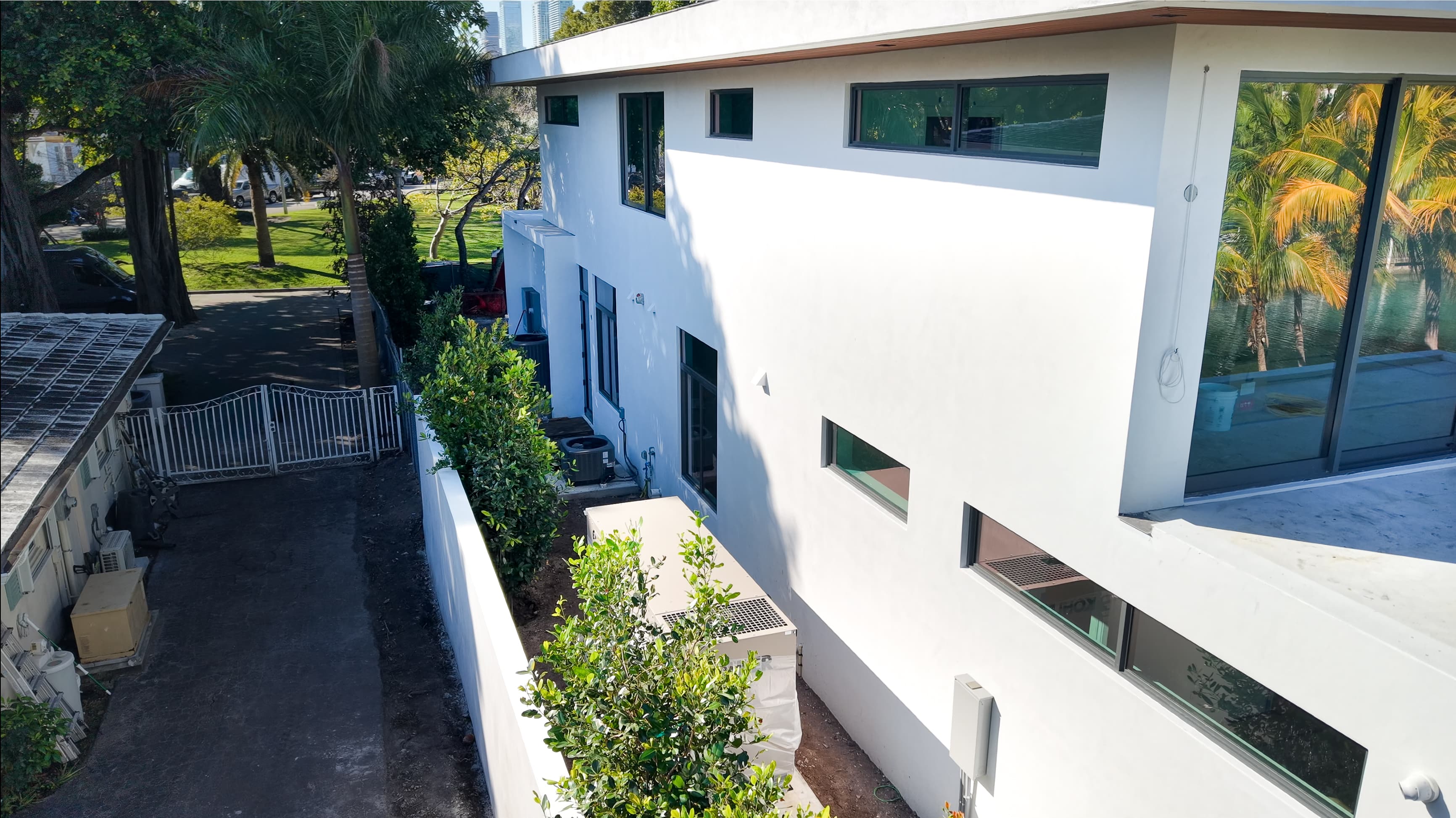635 Buttonwood Ln — image 3