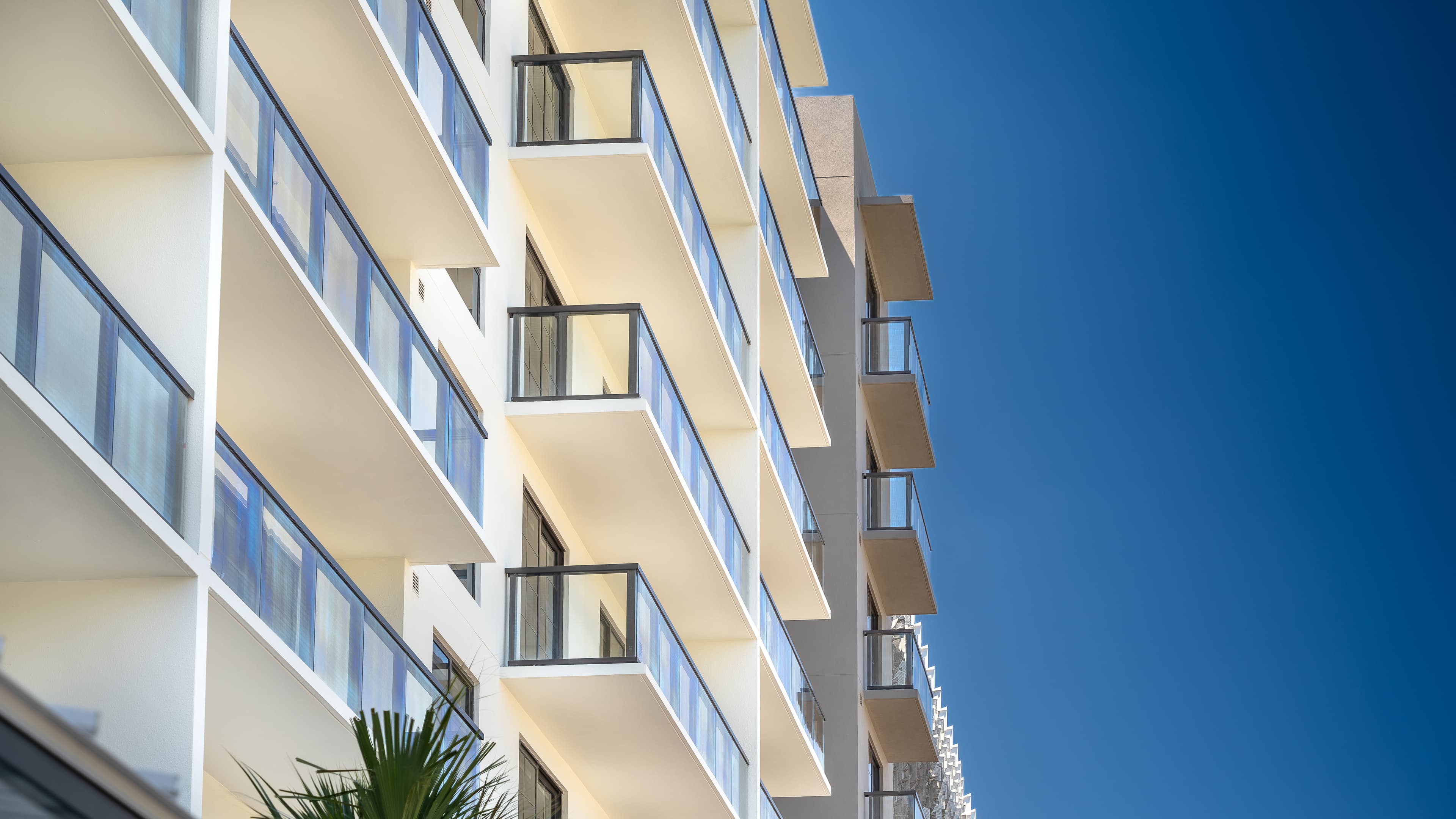 Manor Biscayne — image 5